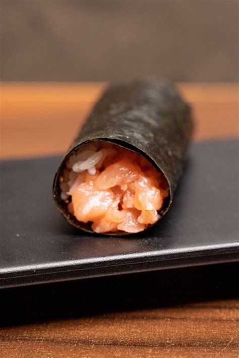 origami hand roll bar